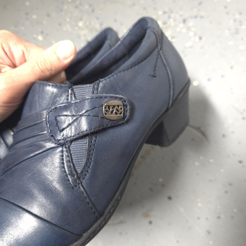 Earth Origins Navy Blue Leather Comfort Loafers Women's Size 9 EUC - Picture 3 of 12